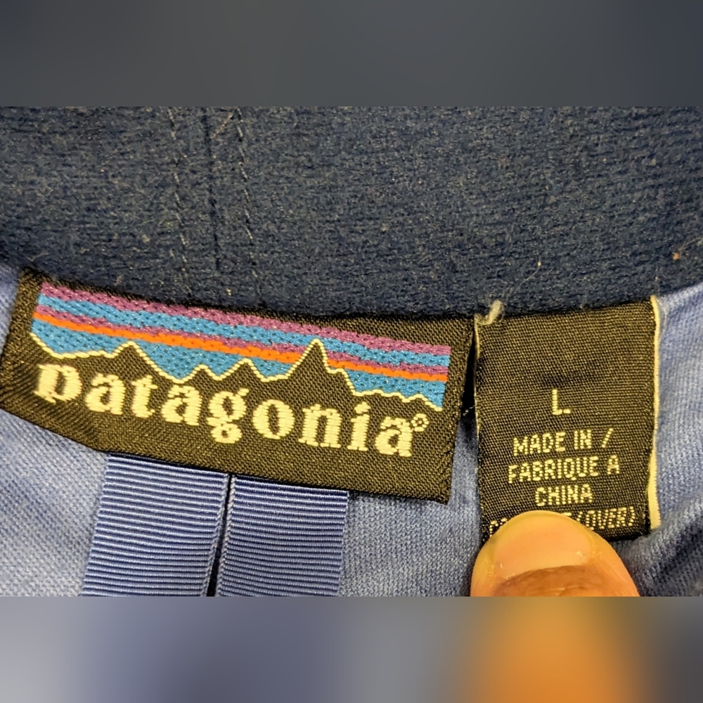 Patagonia Men's Lightweight Jacket - Picture 10 of 10